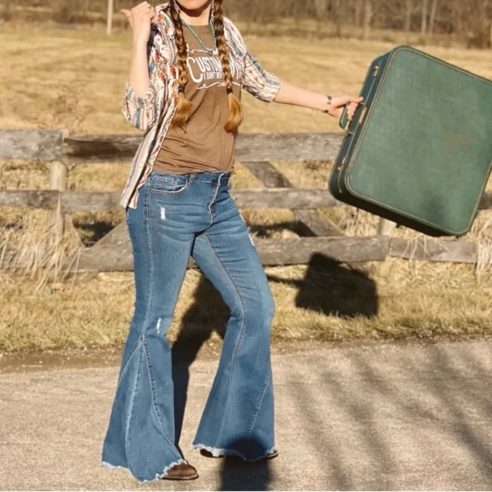 Home Folk Women's Hitchhiker Bell Bottom Jeans - Picture 1 of 12